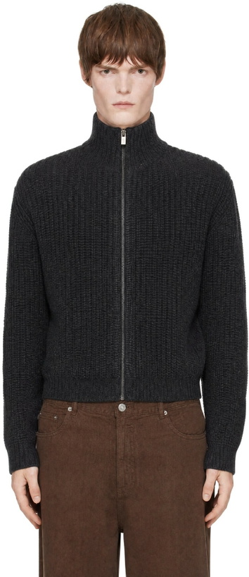 Photo: LE17SEPTEMBRE Gray Chunky Zip Cardigan