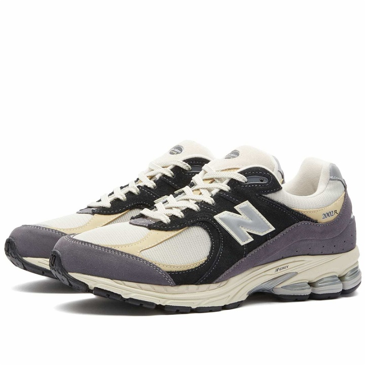 Photo: New Balance Men's M2002RSH Sneakers in Magnet