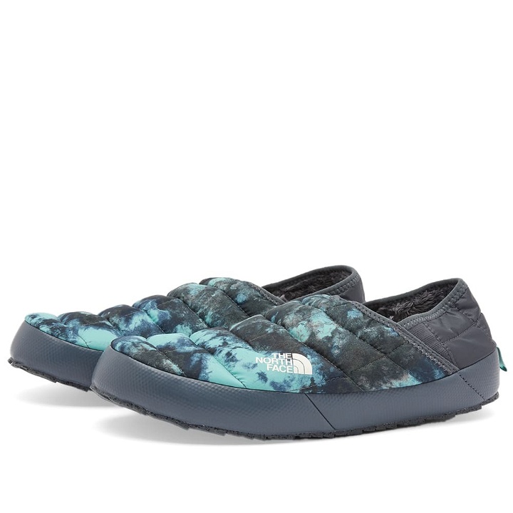 Photo: The North Face Men's Thermoball Traction Mule V in Wasabi Ice Dye/Vandis Grey