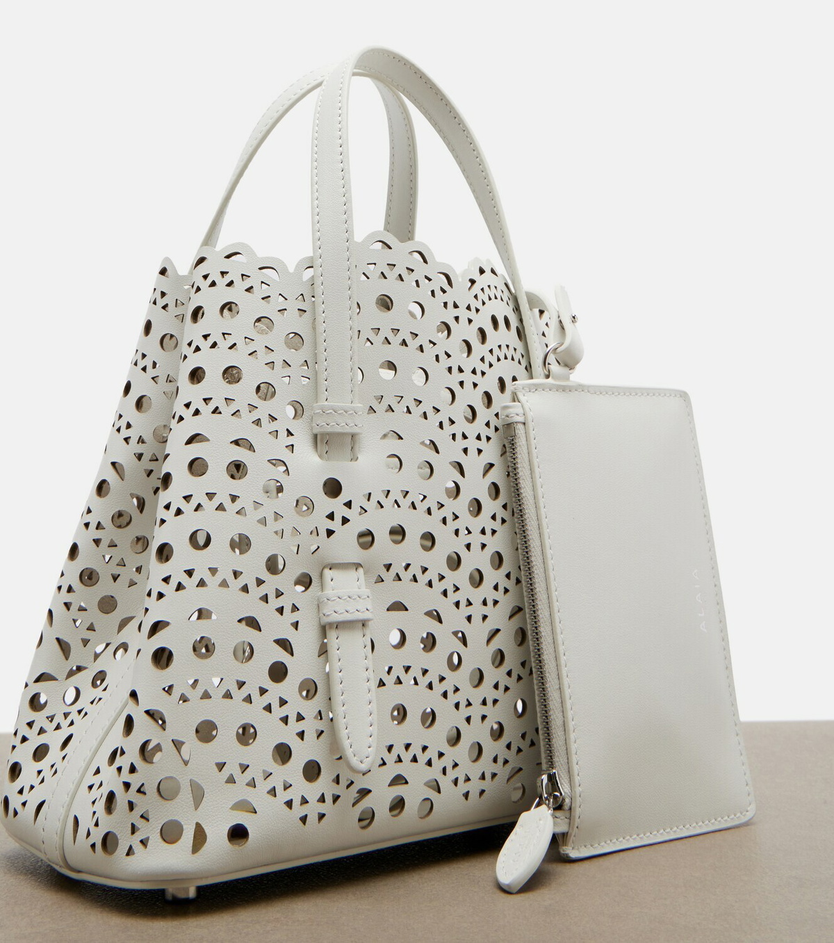 Alaïa Mina 20 Vienne leather tote bag
