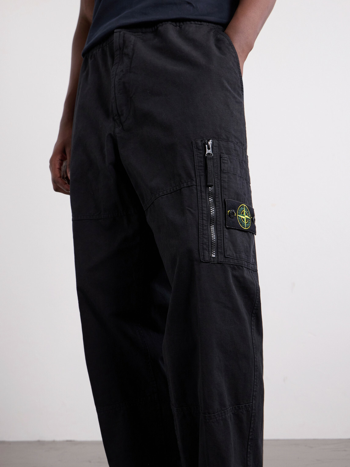 Stone Island - Wide-Leg Cotton Ripstop Cargo Trousers - Black