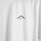 Nike Running Solar Chase T-Shirt in Grey/Black
