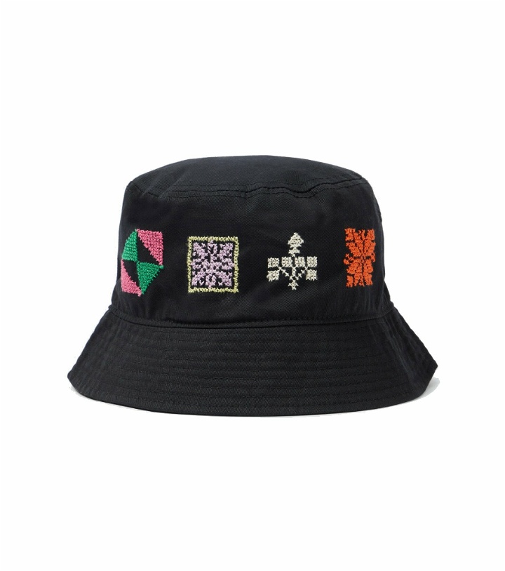Photo: Adish - Embroidered cotton twill bucket hat