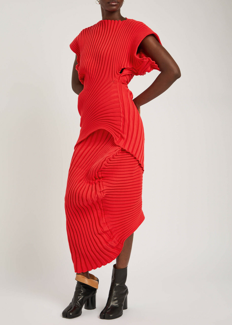 Issey Miyake Asymmetric Ribbed-knit top Red