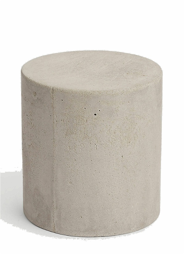 Photo: Cylinder Concrete in Grey