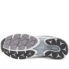 Saucony Men's Progrid Triumph 4 Sneakers in Grey/Silver