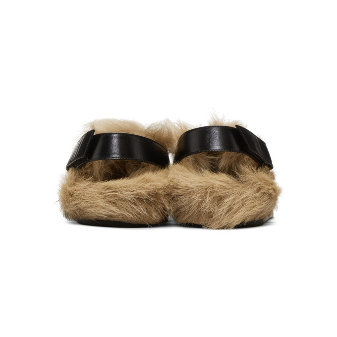 Gucci fox 2024 fur slides