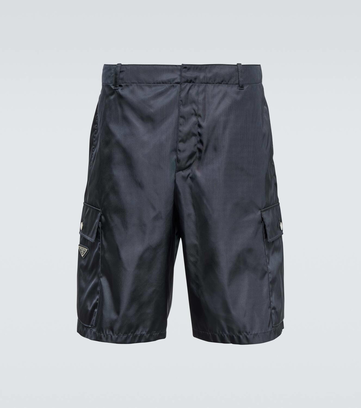 ショートパンツ PRADA RE-NYLON SHORTS Re-Nylon Shorts in Black - Prada - Women | WE IN STYLE