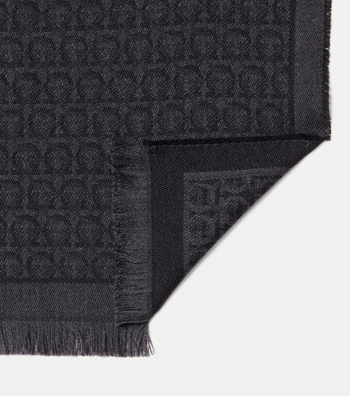 Ferragamo Gancini jacquard wool scarf