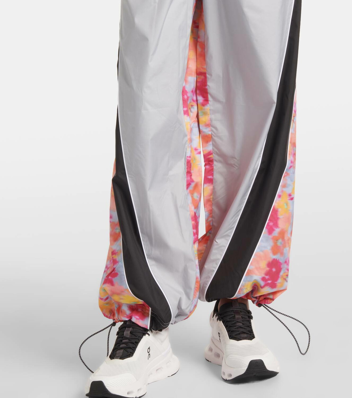 【送料&関税込】Adidas by Stella McCartney Panta Tuta adidas by Stella McCartney Loose Sweat Pants - Beige | Free