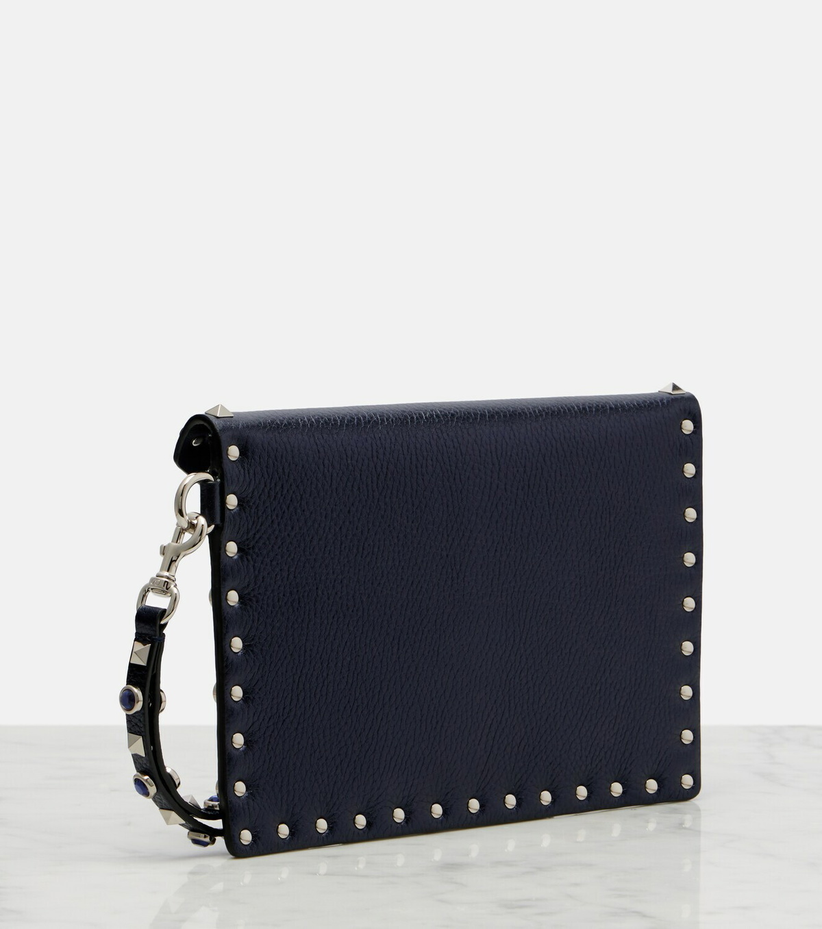 Valentino Garavani Rockstud Medium leather pouch