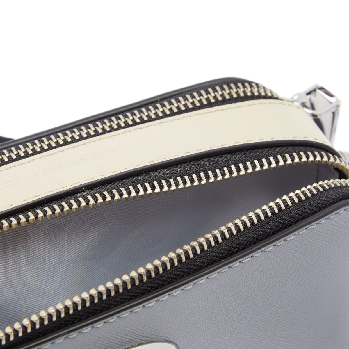 MARC BY MARC JACOBS 15インチ用スリーブ 楽天市場】【LaGアウトレット】Marc Jacobs マークジェイコブス