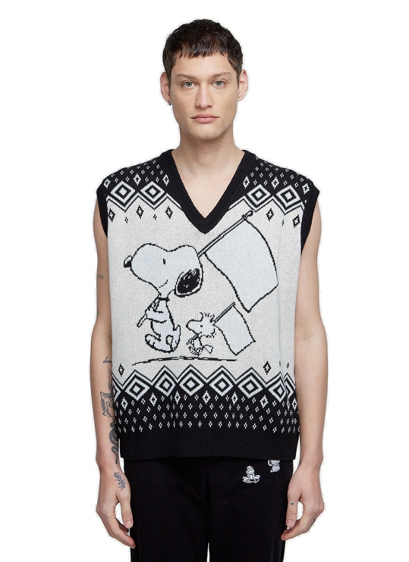 Photo: Kieran Snoopy Jacquard Knit Vest in Black