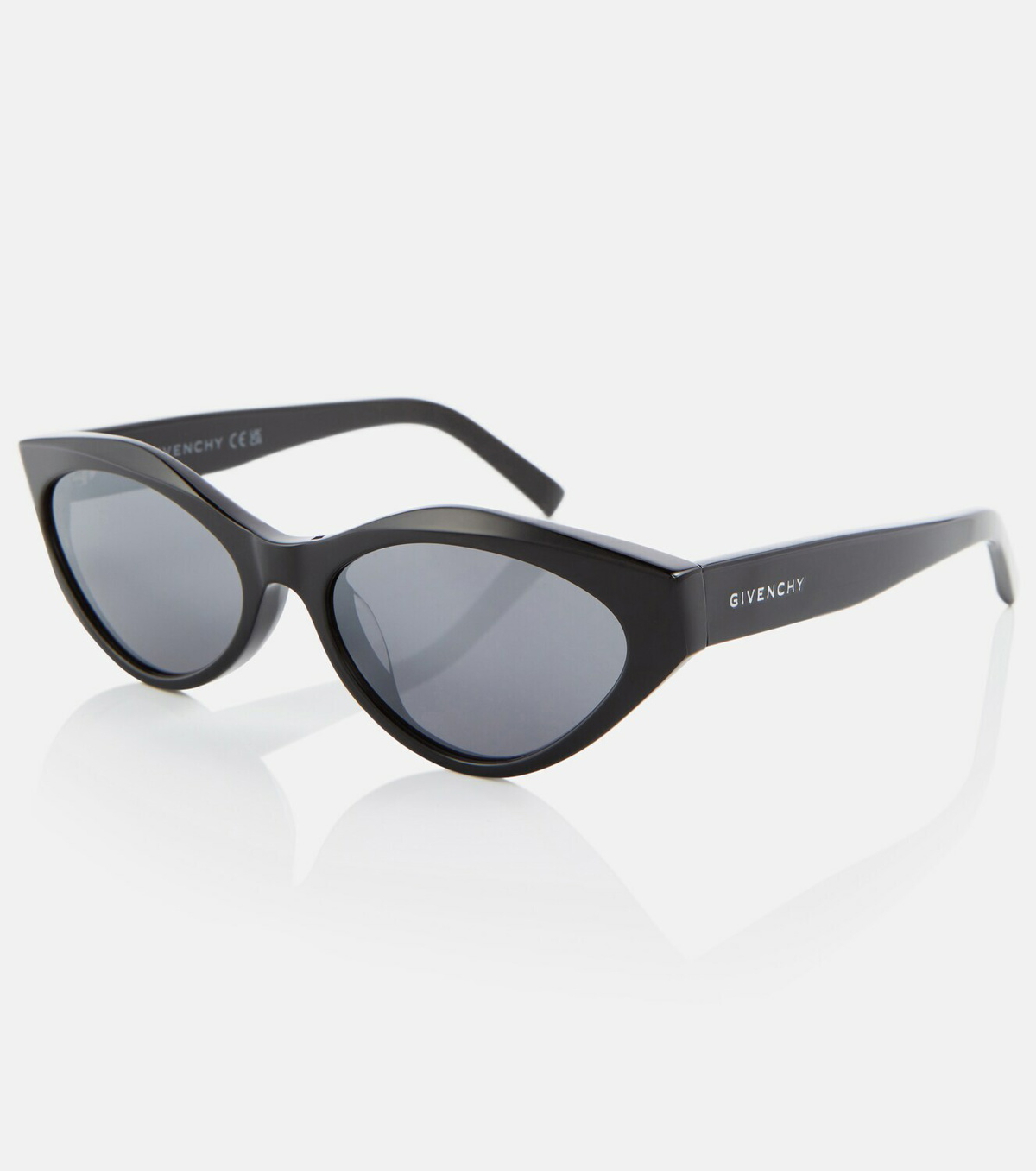 【関税込み】Givenchy ブラック GV Day キャットアイサングラス Givenchy キャットアイ サングラス | ブラック | FARFETCH JP