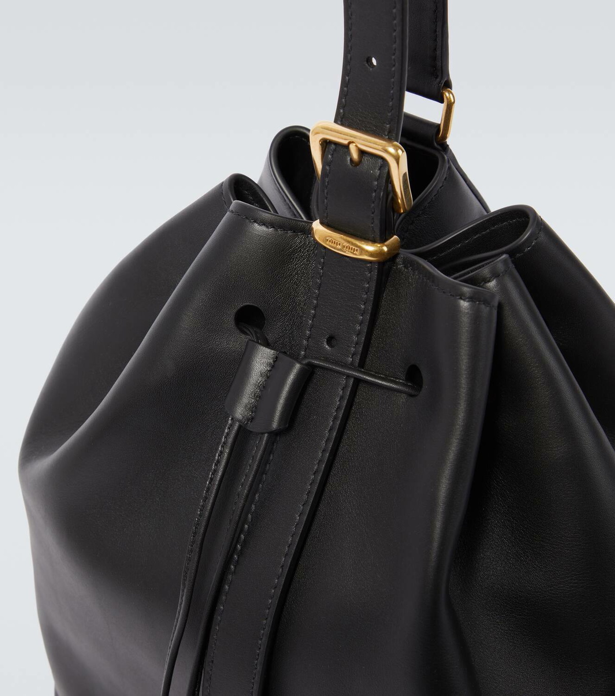 【MIU MIU】LOGO LEATHER BUCKET BAG Miu Miu Logo leather bucket bag Miu Miu