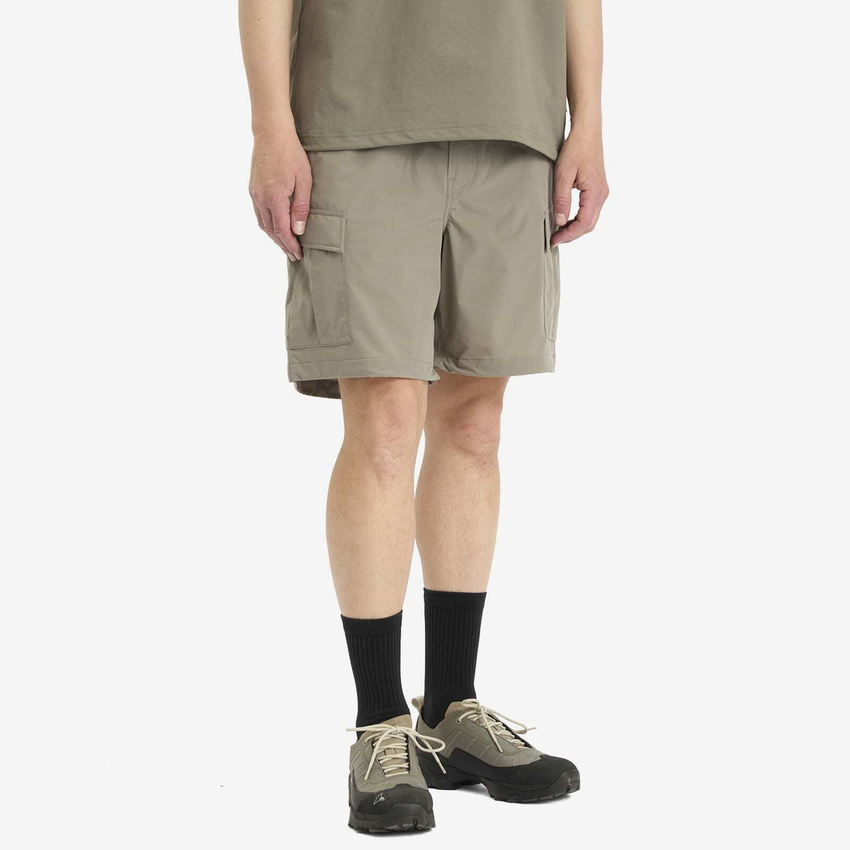 DAIWA Men's Tech 6-Pocket Shorts in Wolf Grey