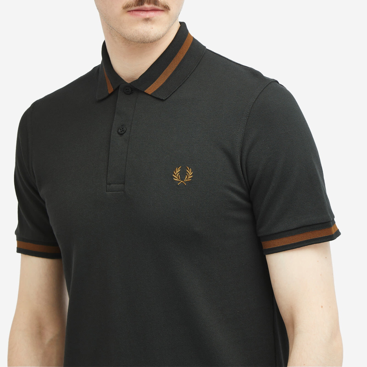 Fred Perry Men s Original Single Tipped Polo Shirt in Night Green Dark Caramel