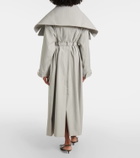 Jacquemus Le Trench Caruso oversized trench coat