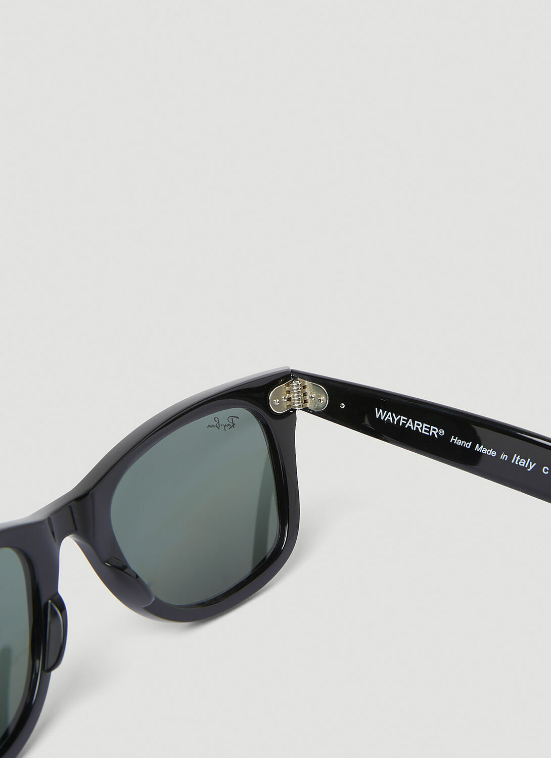 Ray-Ban Wayfarer Sunglasses