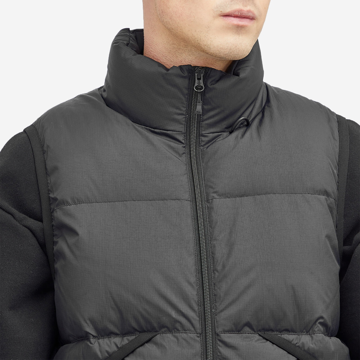 DAIWA Men's Tech Alpine Down Vest in Black