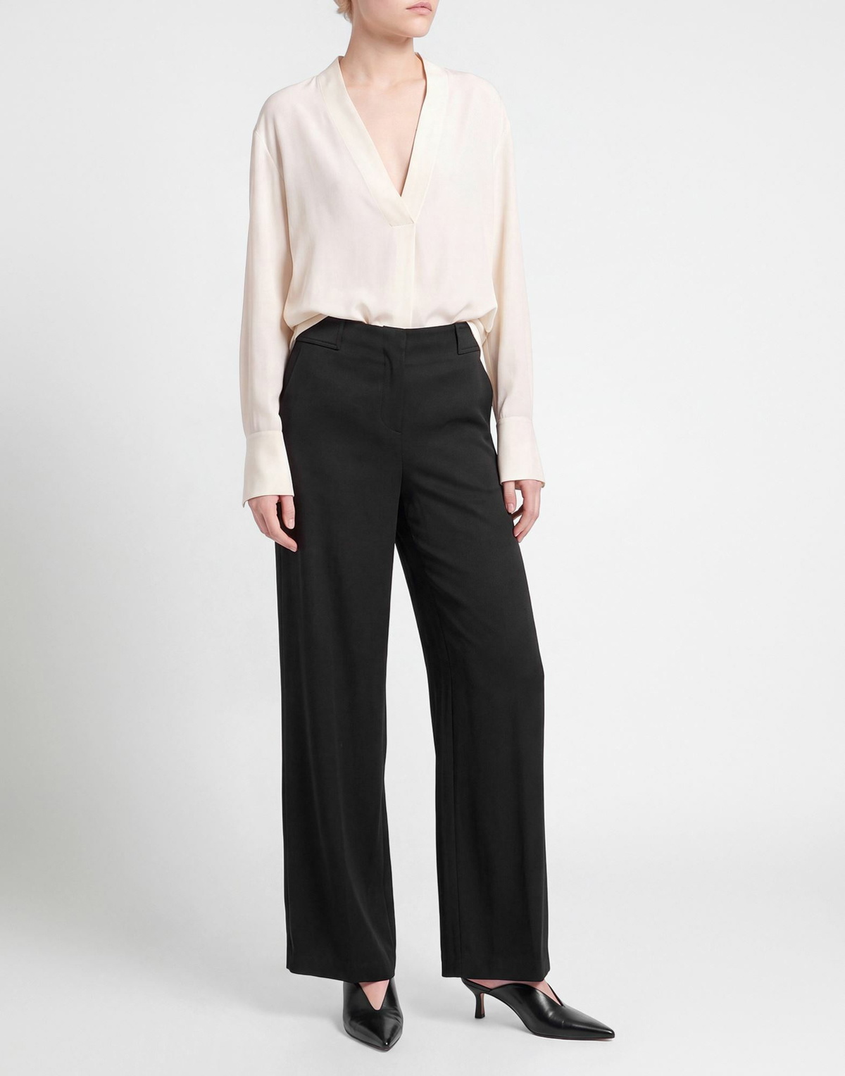 Giorgio Armani Womens Pants in Black