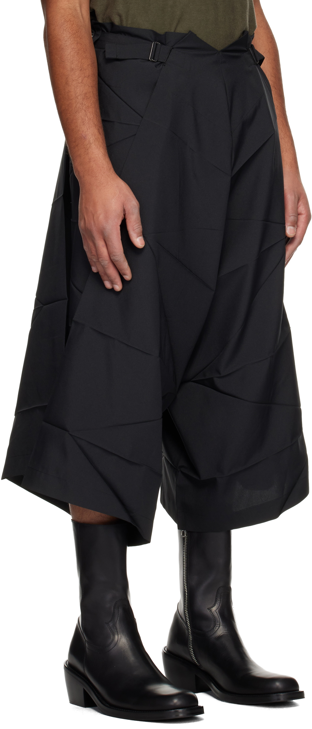 132 5. ISSEY MIYAKE Black No. 2 Trousers