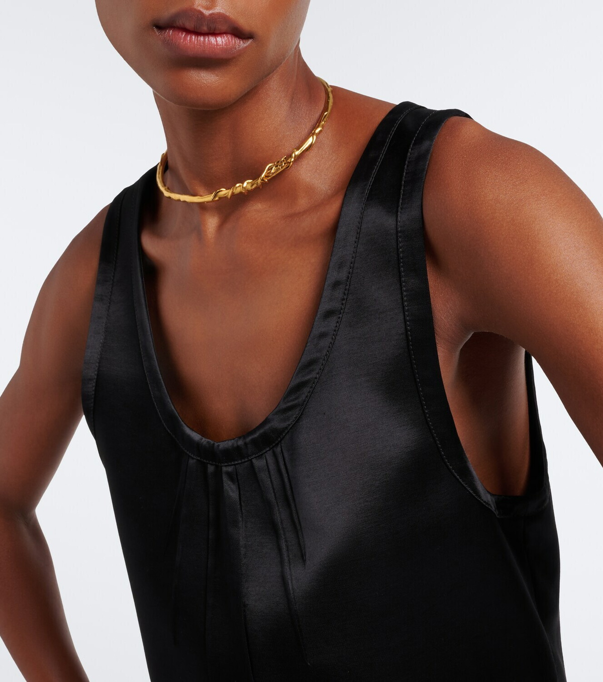Saint Laurent Cassandre Mulberry necklace