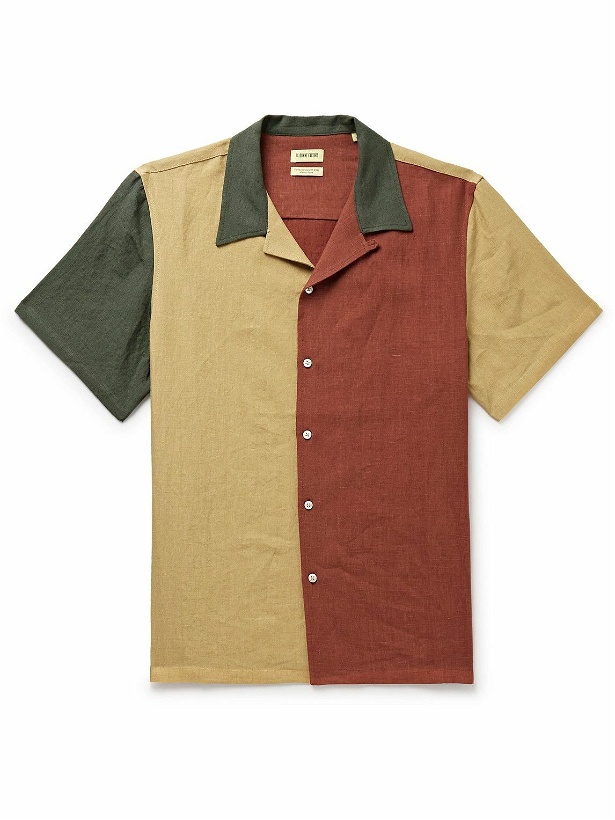 Photo: De Bonne Facture - Convertible-Collar Colour-Block Linen Shirt - Brown