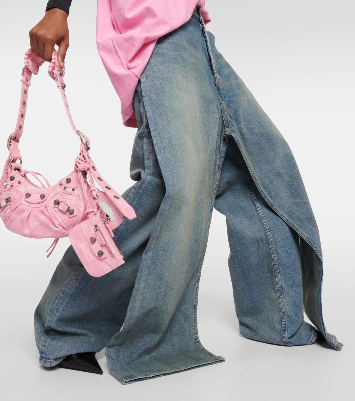 関税込【BALENCIAGA】Wide-Leg Baby Pink Jeans Balenciaga wide-leg Jeans | Pink | FARFETCH