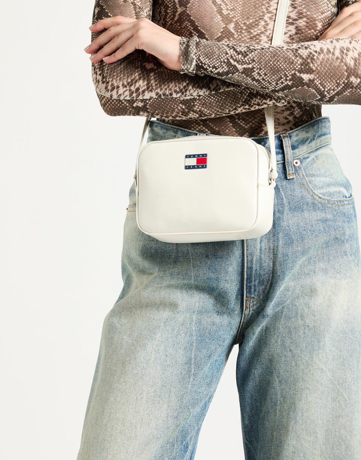 Tommy Jeans Womens Cross-body bag Ivory