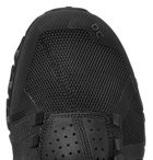 On - Cloud Mesh Slip-On Running Sneakers - Black