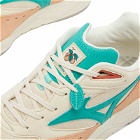 Mizuno CONTENDER 'KAJUEN' Sneakers in Peach Bloom/Greenlake/Pristine