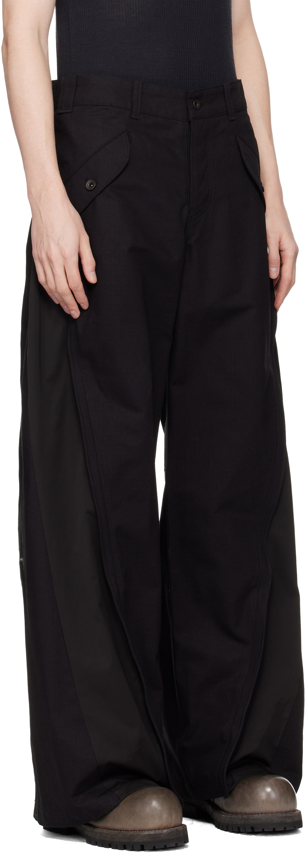 FFFPOSTALSERVICE Black Kinarak Wired Trousers