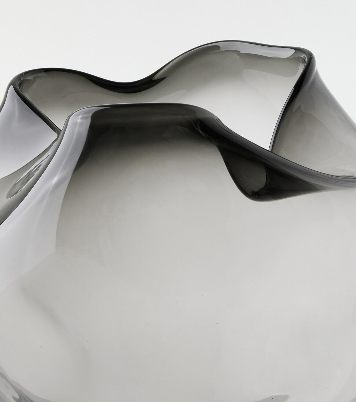 Alexa Lixfeld Komet glass vase