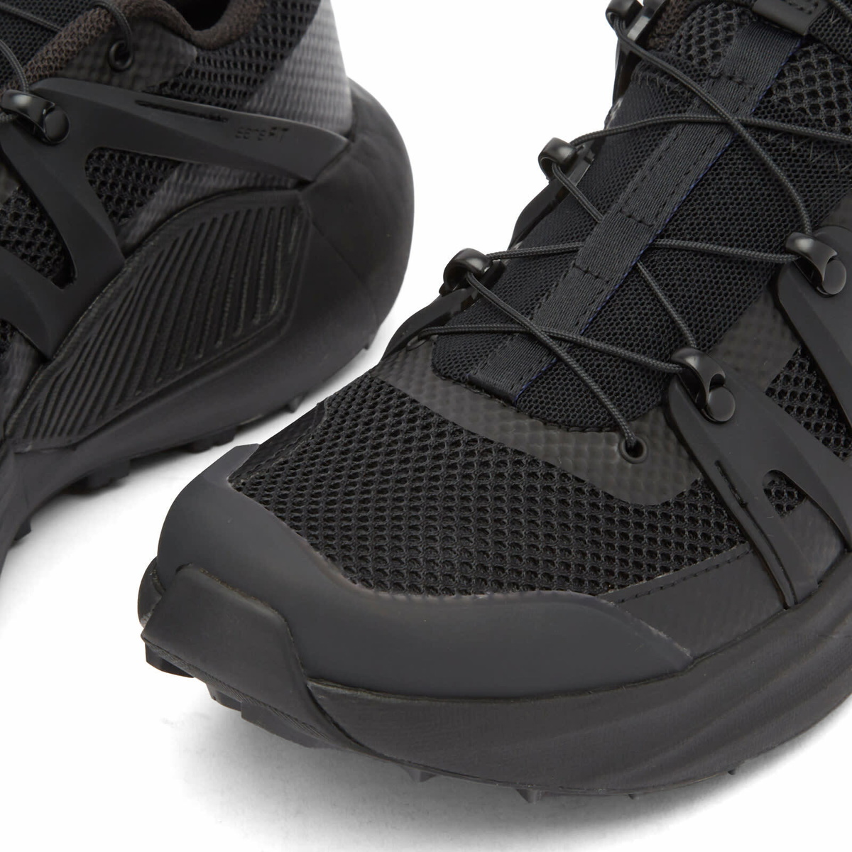 Salomon Men's Genesis Advanced Sneaker in Black Salomon