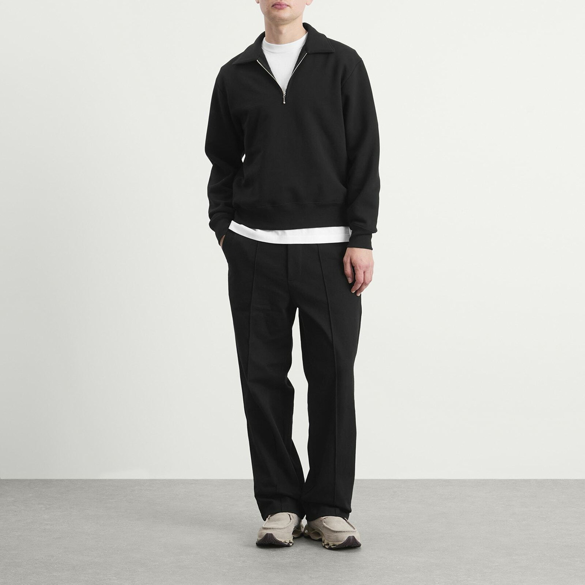 Lady White Co. Men's Cotton Wool Quarter Zip Sweatshirt in Black