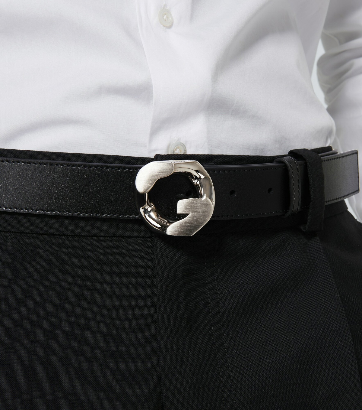 ベルト GIVENCHY LEATHER BELT WITH G CHAIN BUCKLE 0400019178652_BLACK?wid=600&