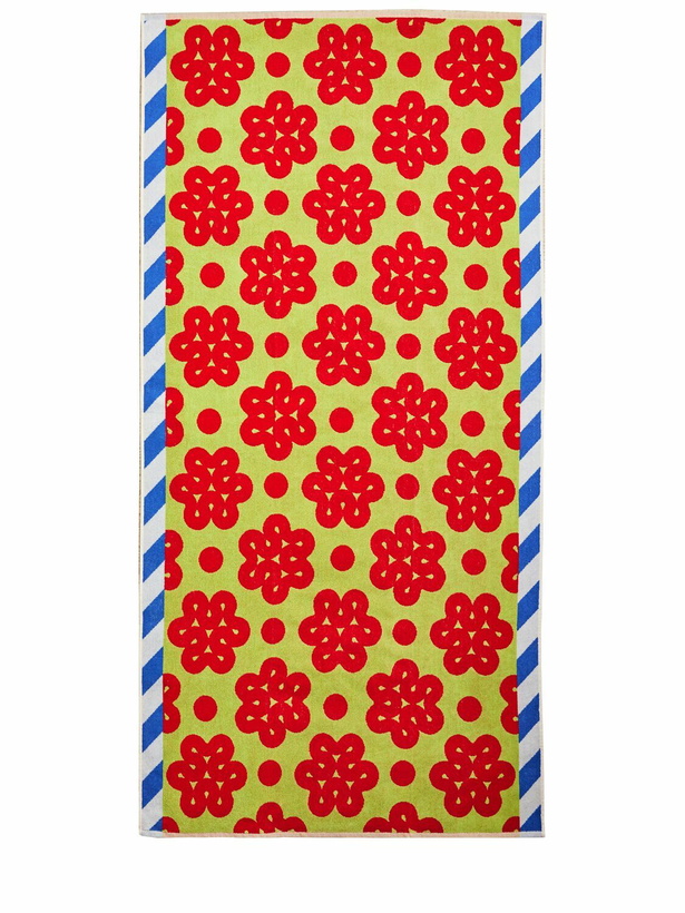 Photo: DUSEN DUSEN Raspberry Beach Towel