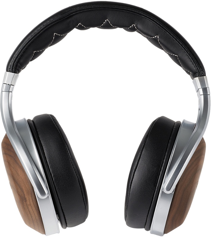 Photo: Denon Brown D7200 Headphones