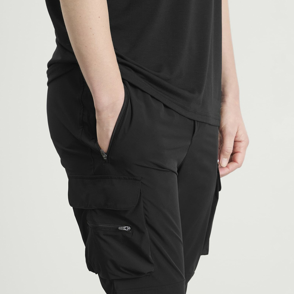 Represent Men's 247 Dna Pant in Jet Black