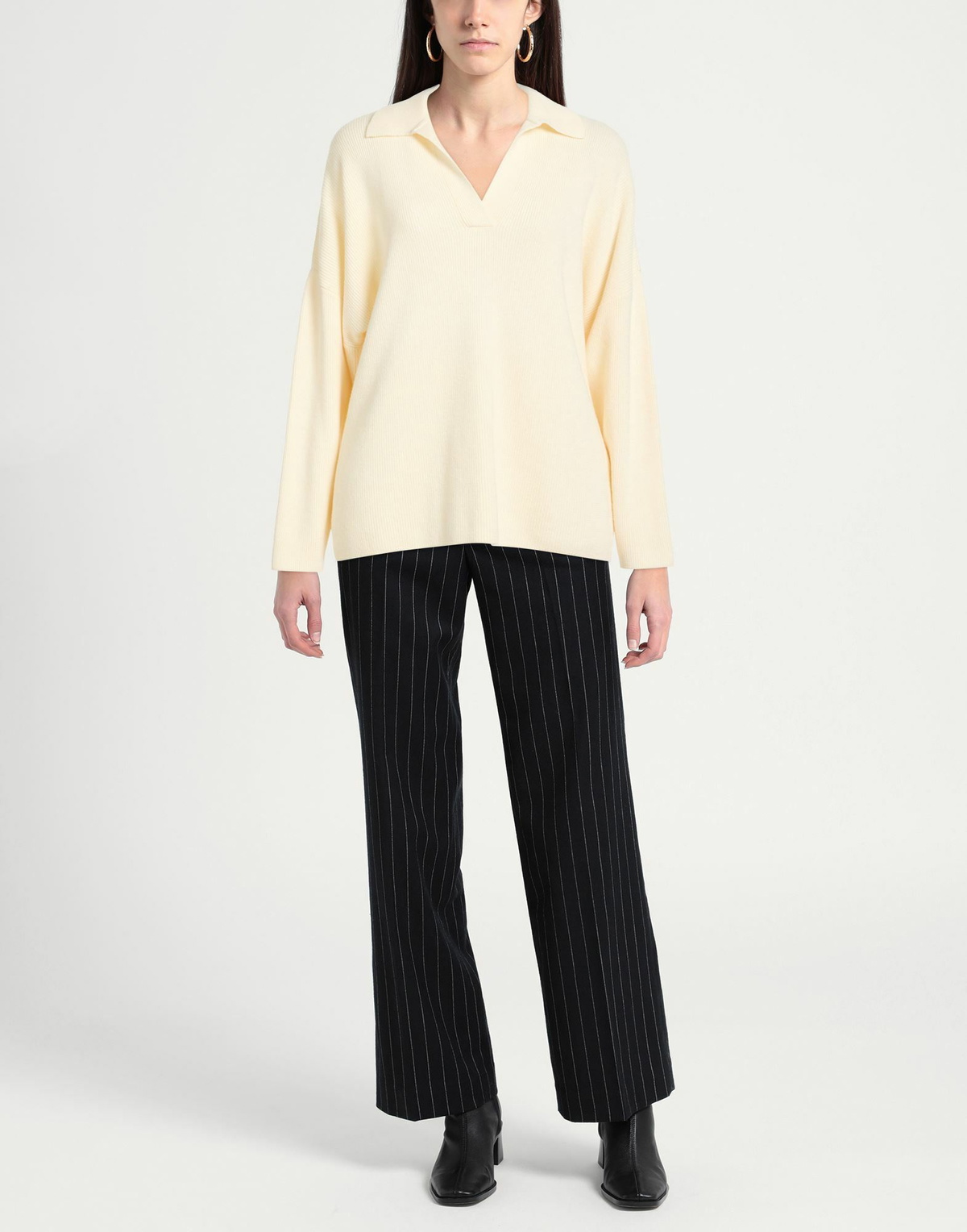 Fforme Womens Sweater in Cream