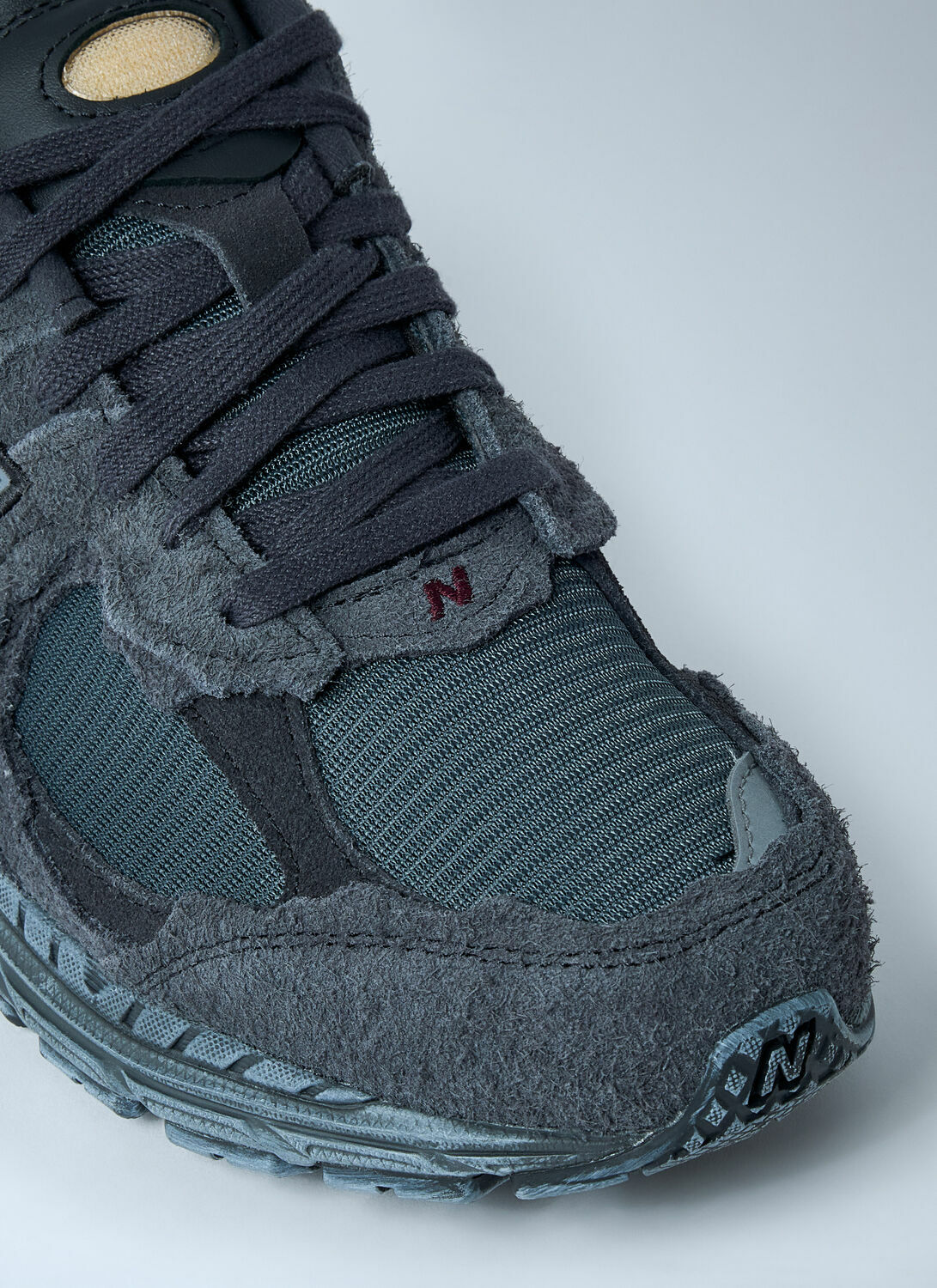 New Balance 2002R Sneakers