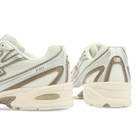 New Balance U740MU2 Sneaker in Sea Salt