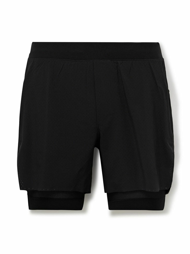 Photo: Lululemon - Fast and Free Straight-Leg Swift™ Ultra Light Mesh Shorts - Black