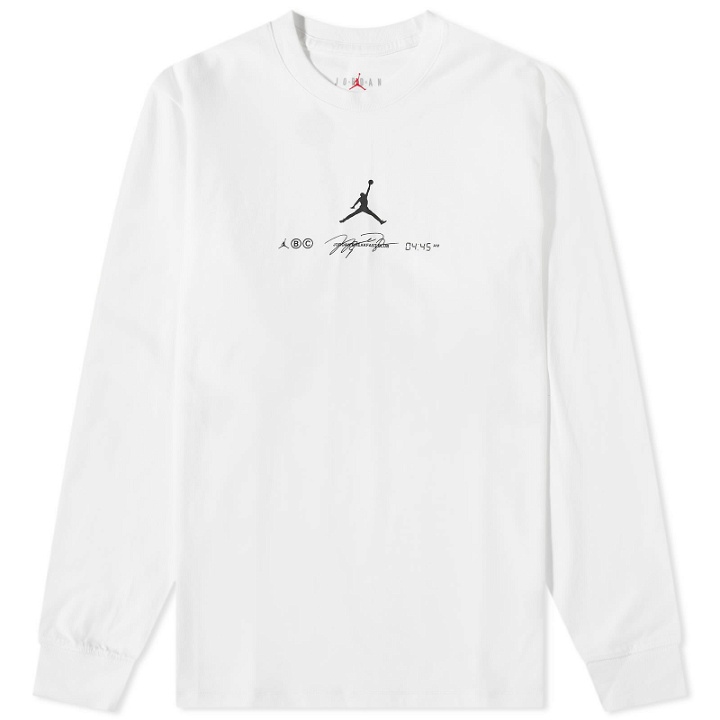 Photo: Air Jordan Men's Long Sleeve Sport Graphic T-Shirt in White/Black