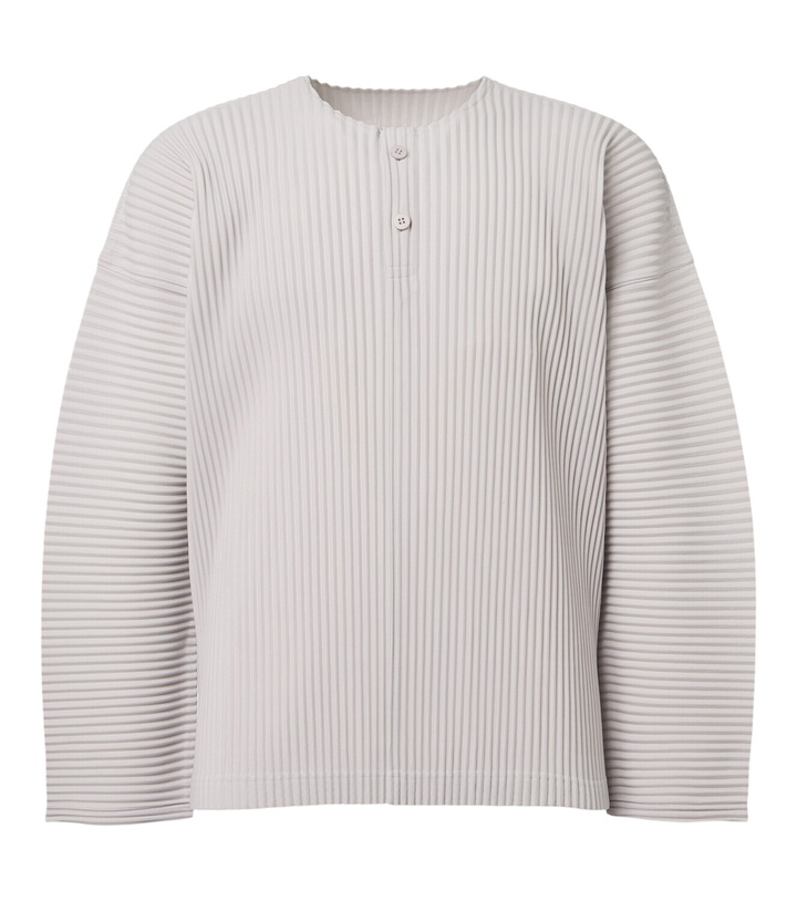 Photo: Homme Plissé Issey Miyake Monthly Colors: September pleated Henley shirt