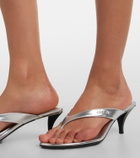 Gucci Vittoria metallic leather thong sandals