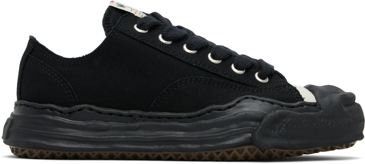 Photo: Maison MIHARA YASUHIRO Black 'Hank' OG Sole Canvas Low-Top Sneakers