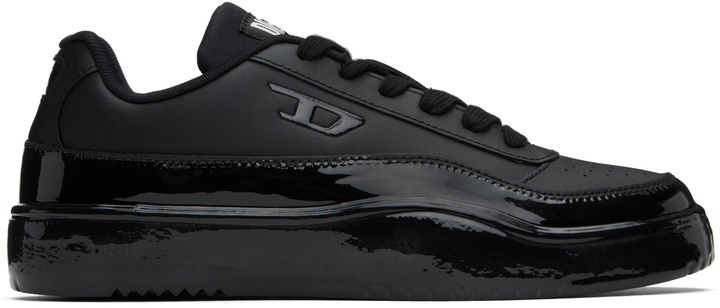 Photo: Diesel Black S-Tracker-D Low Sneakers