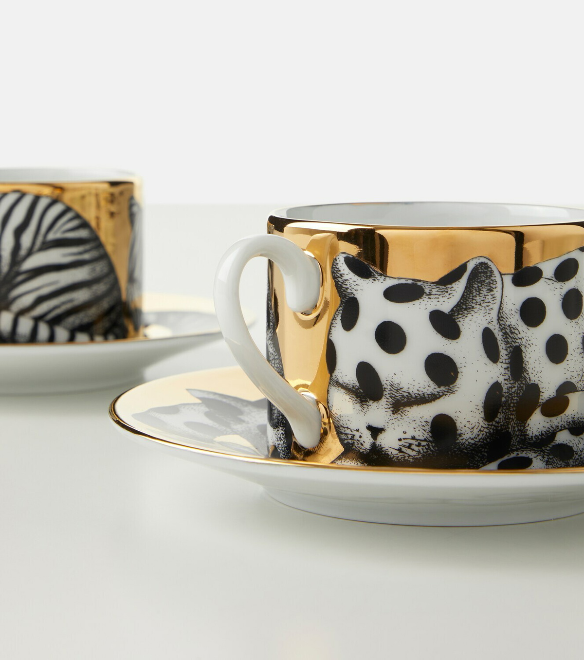 Fornasetti High Fidelity set of 6 porcelain tea cups and saucers